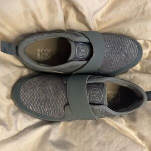 Alegria Rok & Roll Gray Shoes, sz 38